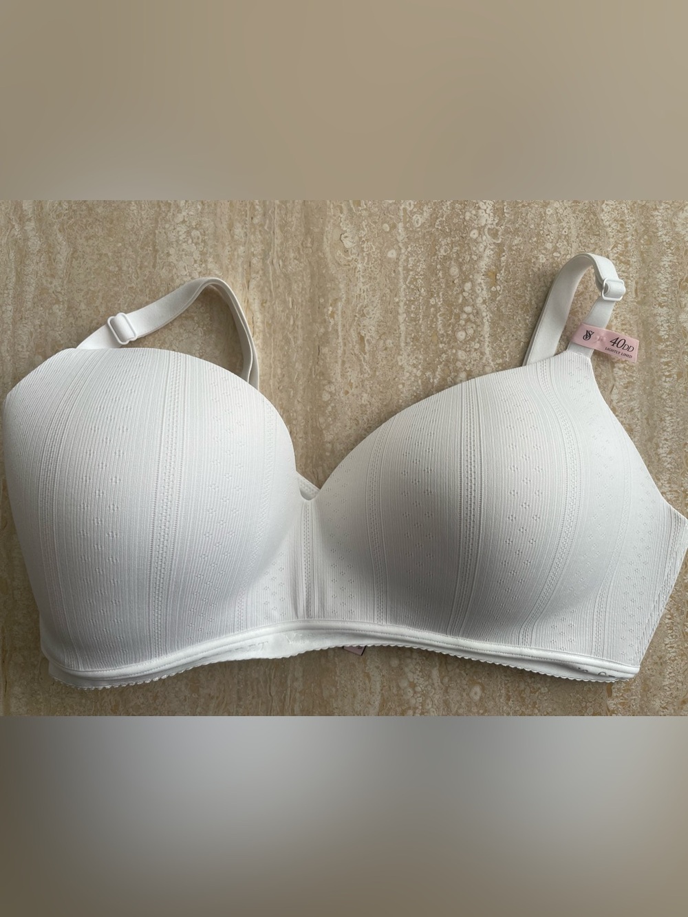 Victoria’s Secret 40DD WIRELESS BRA